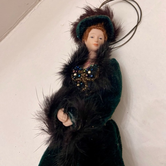 Vintage Auto or Christmas Ornament-Victorian Lady in Green Gown - Picture 8 of 12